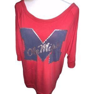 University of Mississippi OLE MISS REBELS TSHIRT - university T -Large